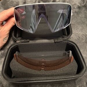 Brand new magnetic Ekoi cycling glasses (frame, three lenses, case, bag / cloth)